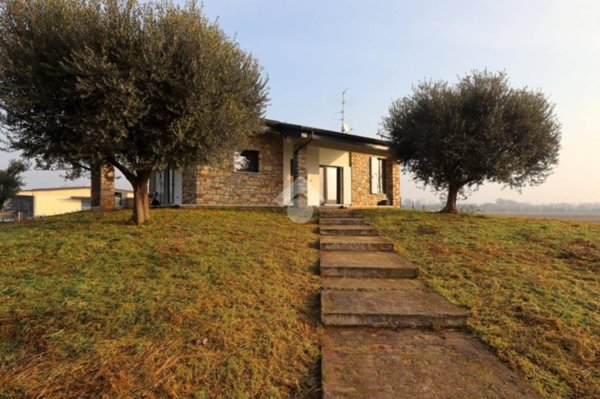casa indipendente in vendita a Montirone