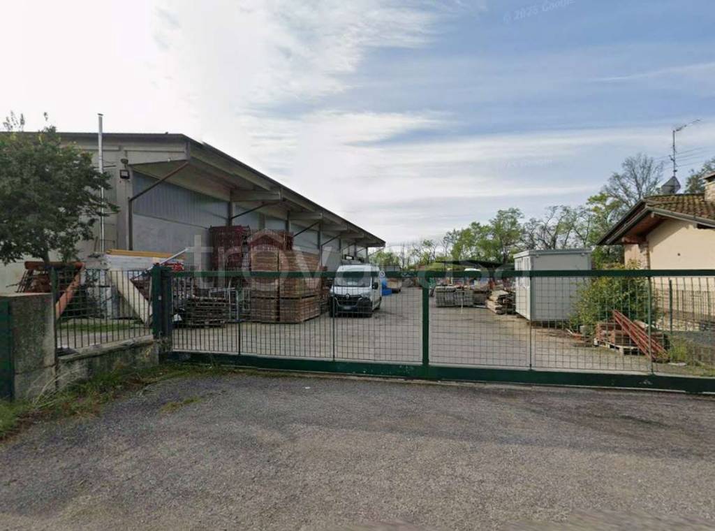 locale commerciale in vendita a Montirone
