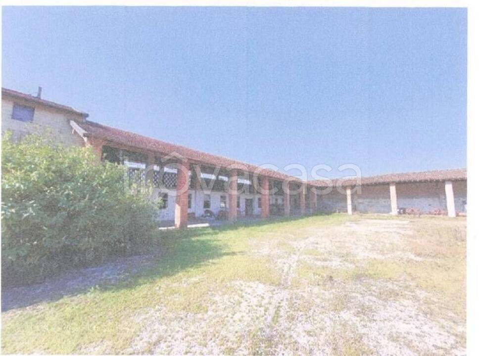 locale commerciale in vendita a Montirone