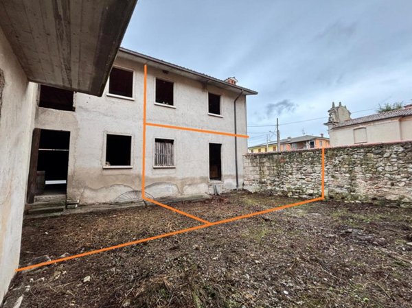 casa indipendente in vendita a Muscoline