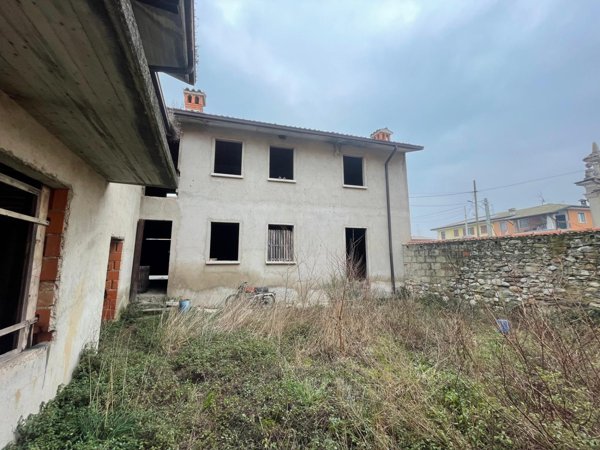 casa indipendente in vendita a Muscoline