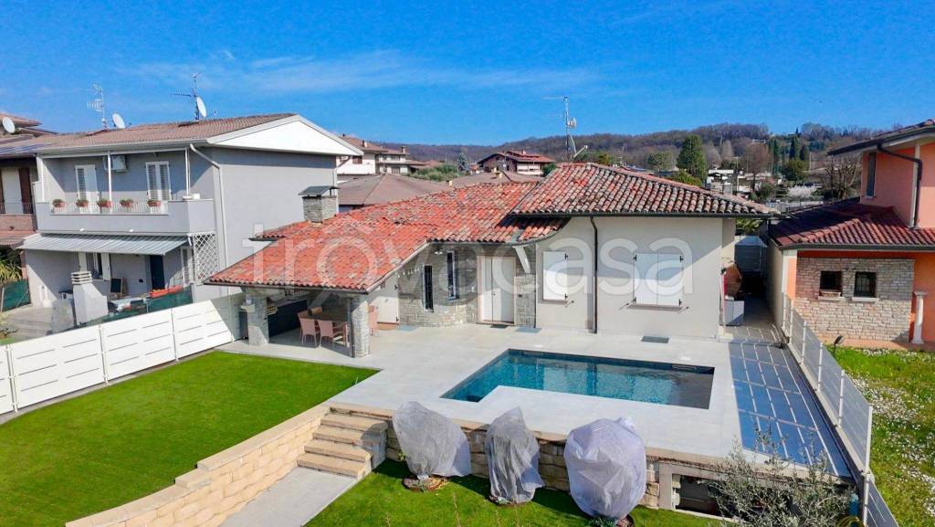 casa indipendente in vendita a Muscoline