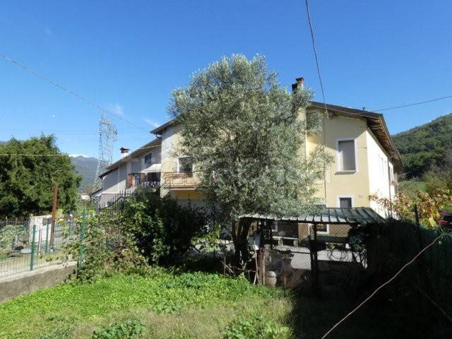 casa indipendente in vendita a Nave
