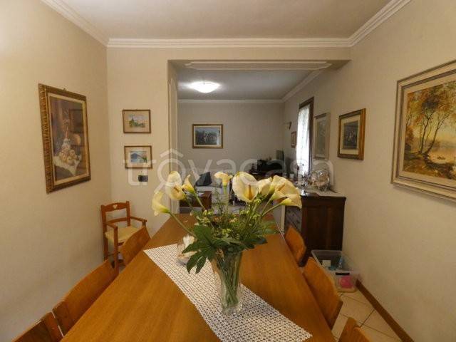 casa indipendente in vendita a Nave