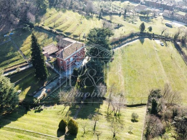 casa indipendente in vendita a Nave