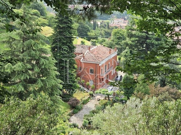 casa indipendente in vendita a Nave