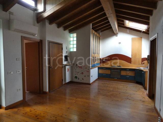 appartamento in vendita a Nave