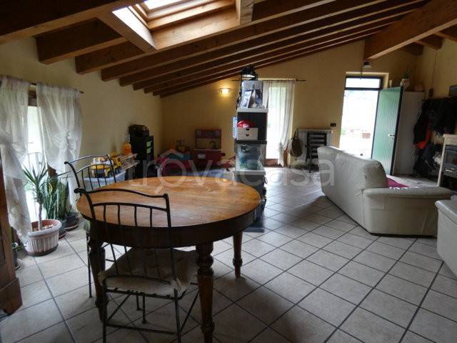 appartamento in vendita a Nave