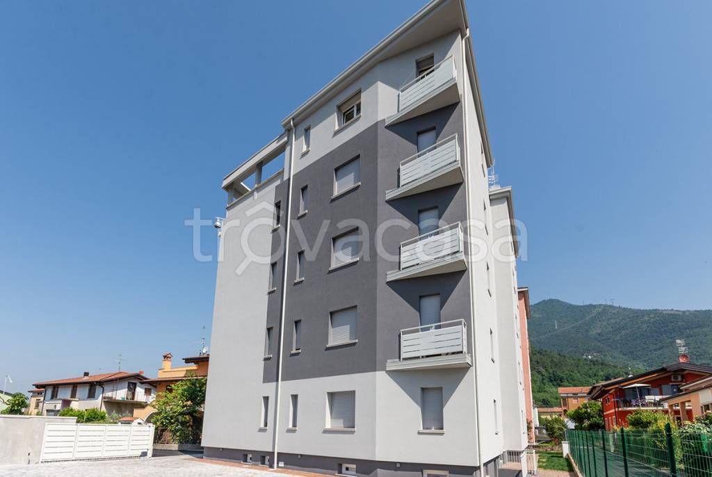 appartamento in vendita a Nave