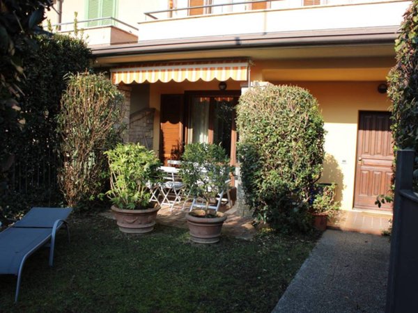 casa indipendente in vendita a Nave