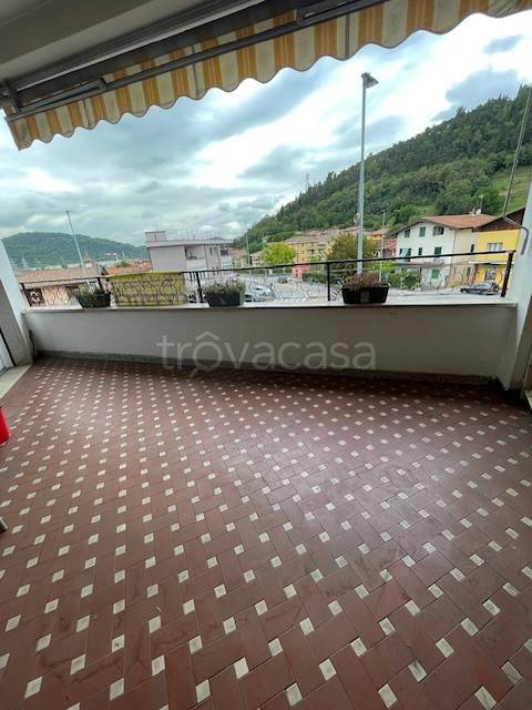 appartamento in vendita a Nave