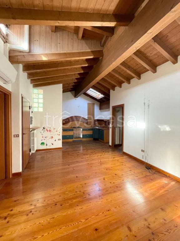 appartamento in vendita a Nave