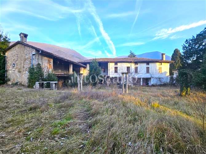 villa in vendita a Nave