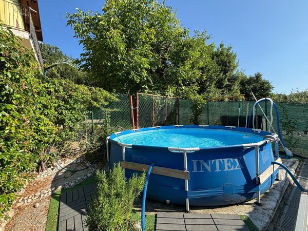 casa indipendente in vendita a Nave