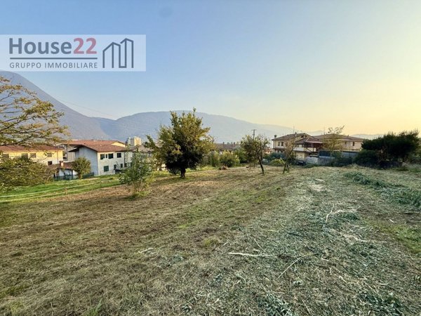 terreno edificabile in vendita a Nave