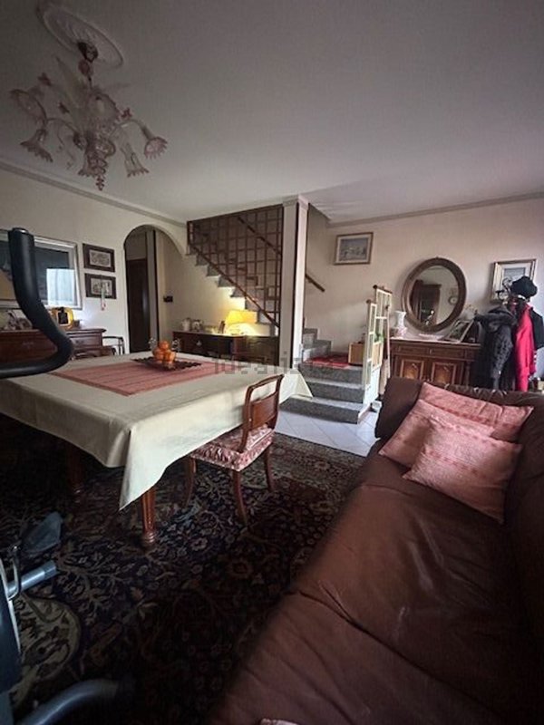 casa indipendente in vendita a Nave