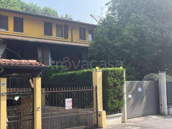 casa indipendente in vendita a Nave