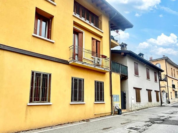 appartamento in vendita a Nave