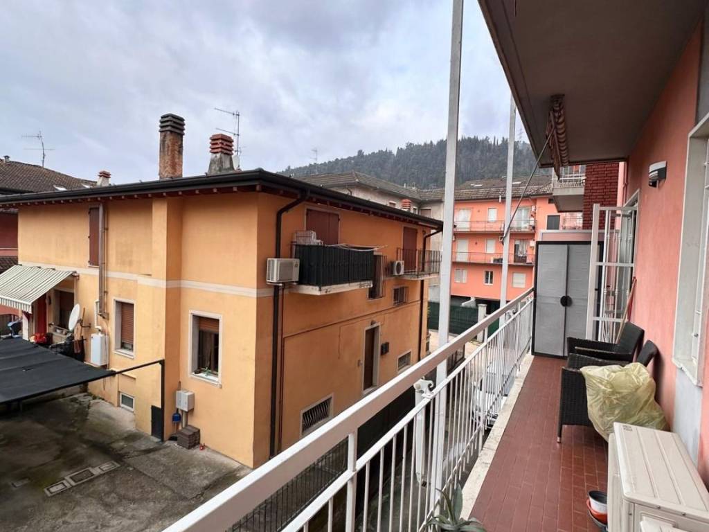 appartamento in vendita a Nave