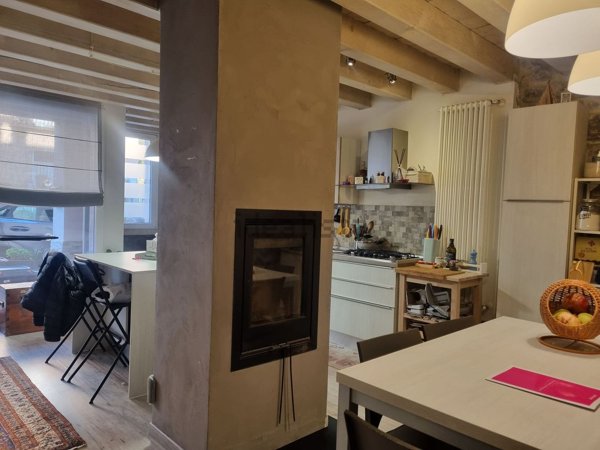 casa indipendente in vendita a Nave