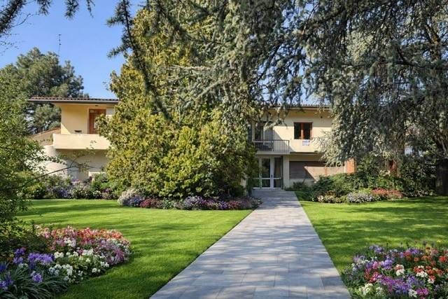 casa indipendente in vendita a Nave