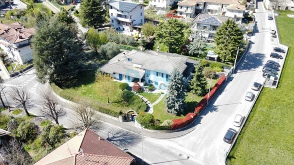 casa indipendente in vendita a Nave