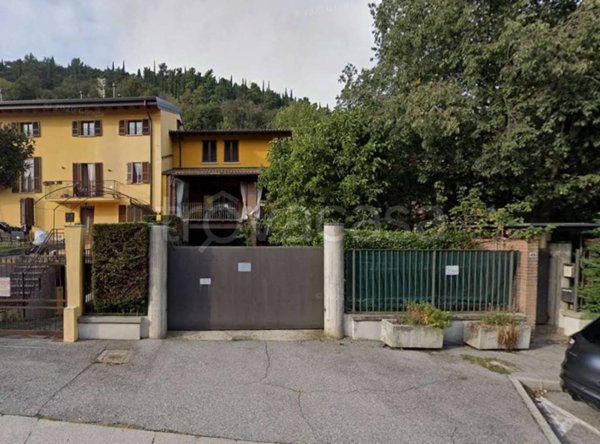 casa indipendente in vendita a Nave