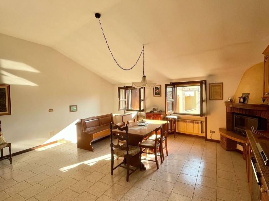 appartamento in vendita a Nave