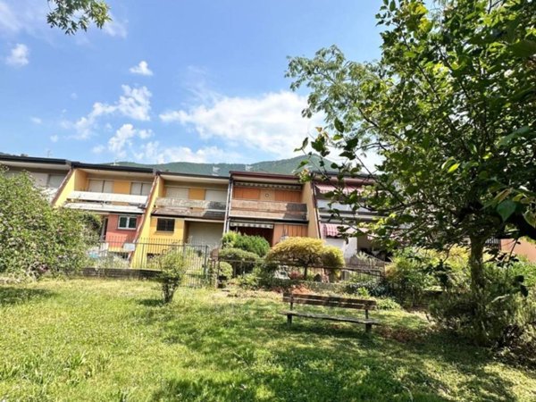 casa indipendente in vendita a Nave