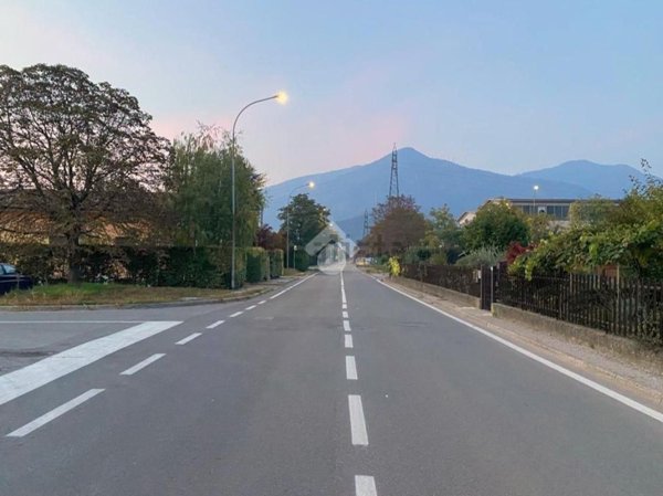terreno in vendita a Nave