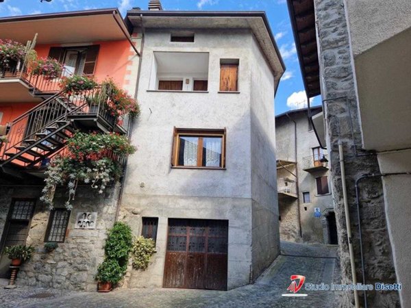 casa indipendente in vendita a Niardo