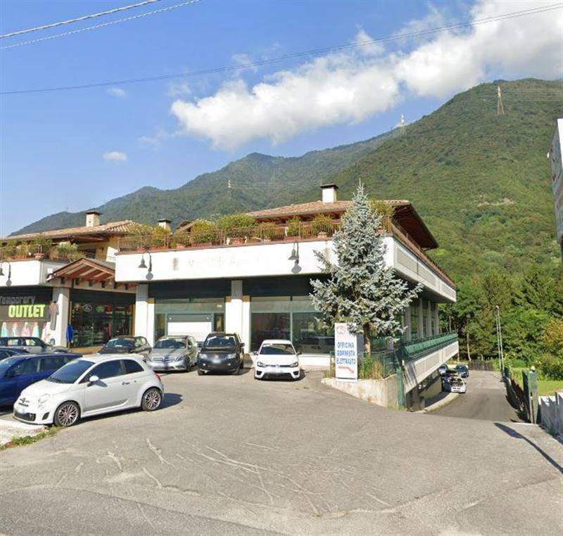 locale commerciale in vendita a Niardo