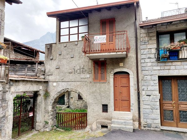 casa indipendente in vendita a Niardo