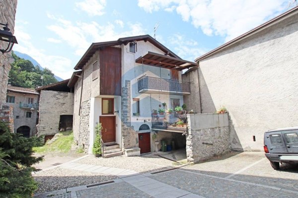 casa indipendente in vendita a Niardo