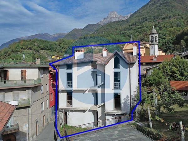 intera palazzina in vendita a Niardo
