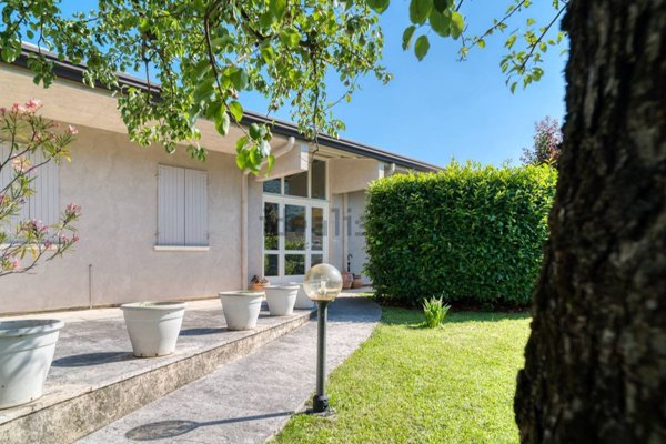 casa indipendente in vendita a Nuvolento