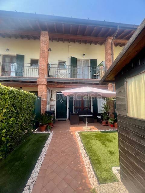 casa indipendente in vendita a Nuvolento