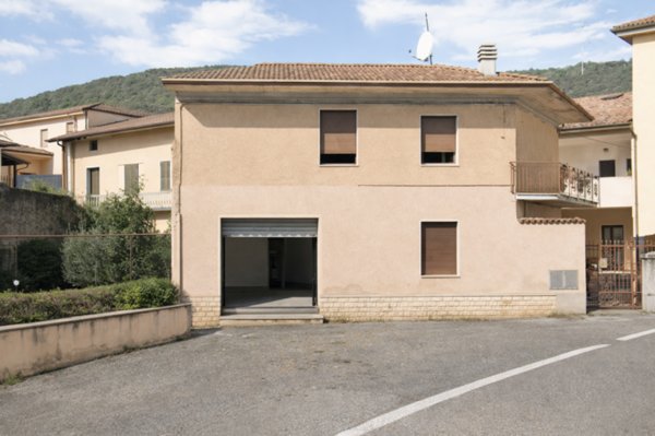 casa indipendente in vendita a Nuvolento