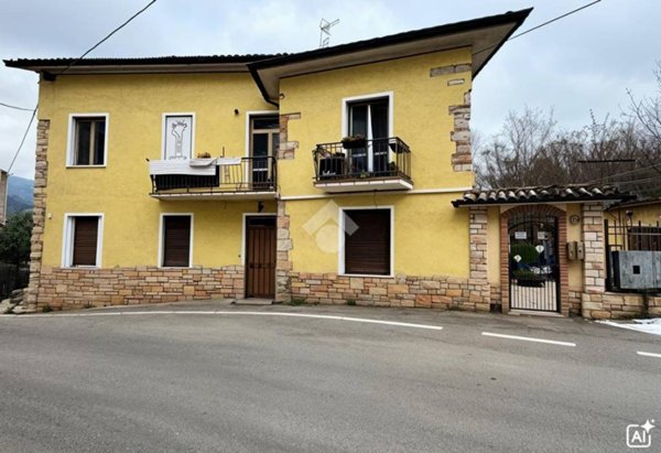 casa indipendente in vendita a Nuvolento