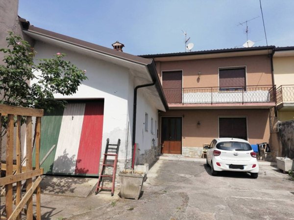 casa indipendente in vendita a Nuvolento