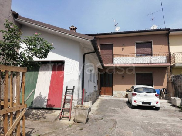 casa indipendente in vendita a Nuvolento