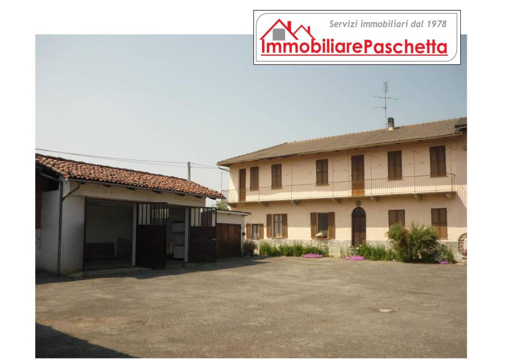 casa indipendente in vendita a Cavour