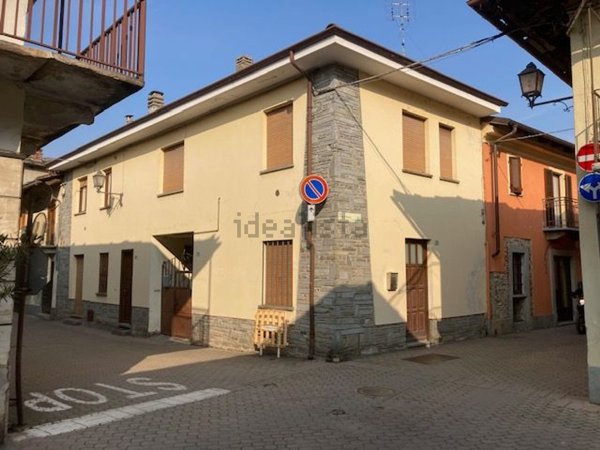 appartamento in vendita a Cavour