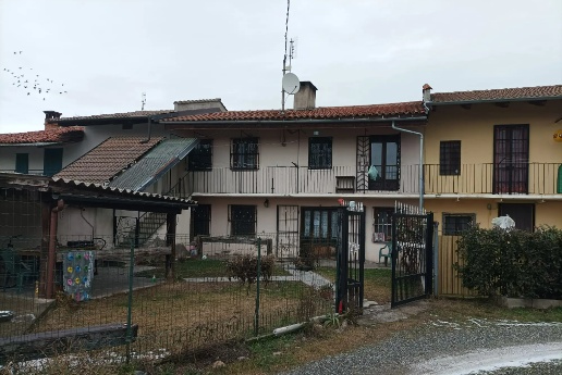 intera palazzina in vendita a Cavour