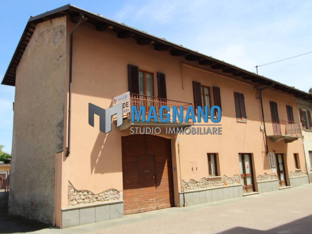 appartamento in vendita a Cavour