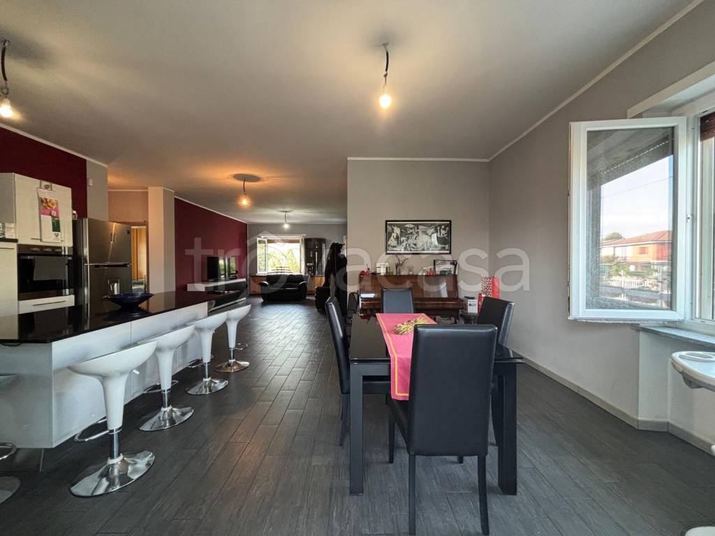 appartamento in vendita a Cavour