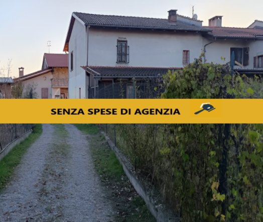 casa indipendente in vendita a Cavour