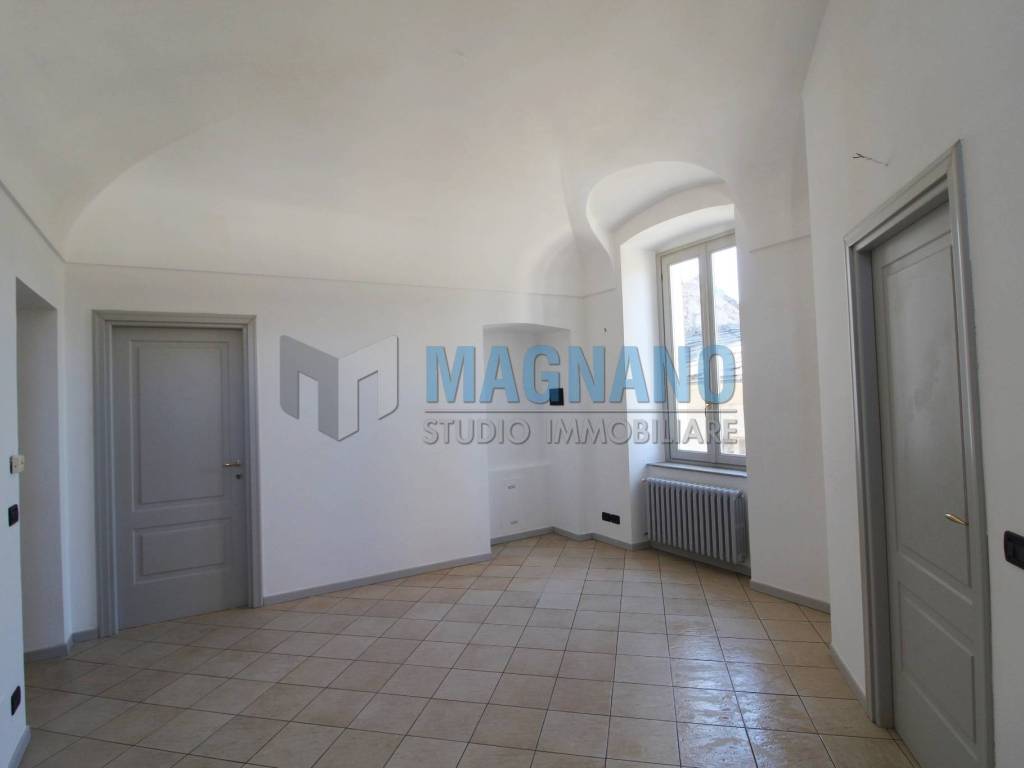 appartamento in vendita a Cavour