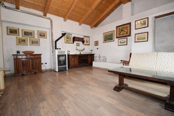 appartamento in vendita a Cavour