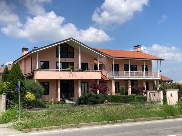 appartamento in vendita a Cavour